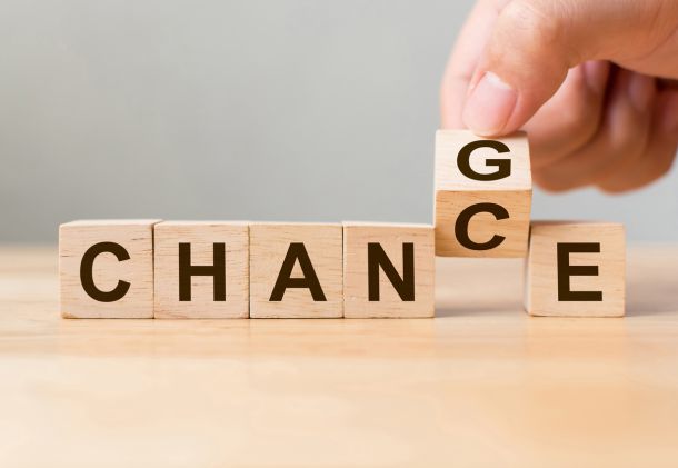 <p class="my-2 [&+p]:mt-4 [&_strong:has(+br)]:inline-block [&_strong:has(+br)]:pb-2"><strong>Revolutionize Your Finance: The S/4HANA Transformation – A Comparison Between Yesterday and Tomorrow</strong></p>
<p class="my-2 [&+p]:mt-4 [&_strong:has(+br)]:inline-block [&_strong:has(+br)]:pb-2">In today’s dynamic business environment, finance departments are more than just number keepers – they are strategic partners steering their organizations into the future. Yet outdated systems with fragmented data, cumbersome reconciliation processes, and slow closing cycles prevent many from reaching their full potential.</p>
<p class="my-2 [&+p]:mt-4 [&_strong:has(+br)]:inline-block [&_strong:has(+br)]:pb-2">This is where SAP® S/4HANA comes in – not merely as a system upgrade, but as a complete reimagining of your financial landscape. Let’s explore this transformation in detail – a direct comparison between the old world of SAP® ERP and the new era with S/4HANA.</p>
<p class="mb-2 mt-4 font-display font-semimedium text-base first:mt-0"><strong>Before: The Constraints of Traditional ERP Systems</strong></p>
<p class="my-2 [&+p]:mt-4 [&_strong:has(+br)]:inline-block [&_strong:has(+br)]:pb-2">Our experience from numerous projects shows that organizations working with classic SAP® ERP systems often hit system-related limitations. The world of Finance and Controlling was characterized by a fragmented system landscape:</p>
<ul class="marker:text-quiet list-disc">
<li class="py-0 my-0 prose-p:pt-0 prose-p:mb-2 prose-p:my-0 [&>p]:pt-0 [&>p]:mb-2 [&>p]:my-0">
<p class="my-2 [&+p]:mt-4 [&_strong:has(+br)]:inline-block [&_strong:has(+br)]:pb-2"><strong>Data silos:</strong>&nbsp;Financial Accounting (FI), Controlling (CO), Asset Accounting (AA), and Profitability Analysis (CO‑PA) existed in separate modules with their own tables.</p>
</li>
<li class="py-0 my-0 prose-p:pt-0 prose-p:mb-2 prose-p:my-0 [&>p]:pt-0 [&>p]:mb-2 [&>p]:my-0">
<p class="my-2 [&+p]:mt-4 [&_strong:has(+br)]:inline-block [&_strong:has(+br)]:pb-2"><strong>Cumbersome reconciliation:</strong>&nbsp;Significant time was required to align numbers between modules and ensure everyone worked from the same data. This process was not only slow but also prone to error.</p>
</li>
<li class="py-0 my-0 prose-p:pt-0 prose-p:mb-2 prose-p:my-0 [&>p]:pt-0 [&>p]:mb-2 [&>p]:my-0">
<p class="my-2 [&+p]:mt-4 [&_strong:has(+br)]:inline-block [&_strong:has(+br)]:pb-2"><strong>Slow closing processes:</strong>&nbsp;Month‑end and year‑end closings were major undertakings. Postings of liabilities, cash discounts, or exchange rate differences required additional batch runs, making a “fast close” a distant dream.</p>
</li>
<li class="py-0 my-0 prose-p:pt-0 prose-p:mb-2 prose-p:my-0 [&>p]:pt-0 [&>p]:mb-2 [&>p]:my-0">
<p class="my-2 [&+p]:mt-4 [&_strong:has(+br)]:inline-block [&_strong:has(+br)]:pb-2"><strong>Delayed reporting:</strong>&nbsp;Comprehensive, multidimensional analyses often required replicating data in a separate Business Warehouse (BW), meaning that reports were never truly available in real time.</p>
</li>
</ul>
<p class="mb-2 mt-4 font-display font-semimedium text-base first:mt-0"><strong>After: Agility and Real‑Time Insights With S/4HANA</strong></p>
<p class="my-2 [&+p]:mt-4 [&_strong:has(+br)]:inline-block [&_strong:has(+br)]:pb-2">SAP® S/4HANA breaks these old structures apart and lays a new foundation for the intelligent enterprise. At the heart of this revolution lies the&nbsp;<strong>Universal Journal</strong>.</p>
<p class="mb-2 mt-4 font-display font-semimedium text-base first:mt-0"><strong>The Universal Journal – One Single Source of Truth</strong></p>
<p class="my-2 [&+p]:mt-4 [&_strong:has(+br)]:inline-block [&_strong:has(+br)]:pb-2">Imagine all financial and controlling data stored in one single table. That’s exactly what the Universal Journal (table ACDOCA) does.</p>
<ul class="marker:text-quiet list-disc">
<li class="py-0 my-0 prose-p:pt-0 prose-p:mb-2 prose-p:my-0 [&>p]:pt-0 [&>p]:mb-2 [&>p]:my-0">
<p class="my-2 [&+p]:mt-4 [&_strong:has(+br)]:inline-block [&_strong:has(+br)]:pb-2"><strong>No more reconciliation:</strong>&nbsp;Since all data is stored centrally only once, the reconciliation between FI and CO becomes obsolete. Data is consistent&nbsp;<em>by design</em>.</p>
</li>
<li class="py-0 my-0 prose-p:pt-0 prose-p:mb-2 prose-p:my-0 [&>p]:pt-0 [&>p]:mb-2 [&>p]:my-0">
<p class="my-2 [&+p]:mt-4 [&_strong:has(+br)]:inline-block [&_strong:has(+br)]:pb-2"><strong>Unified view of your numbers:</strong>&nbsp;Whether general ledger, controlling, asset accounting, or profitability analysis – all relevant characteristics are consolidated in one document line item, enabling unprecedented transparency.</p>
</li>
<li class="py-0 my-0 prose-p:pt-0 prose-p:mb-2 prose-p:my-0 [&>p]:pt-0 [&>p]:mb-2 [&>p]:my-0">
<p class="my-2 [&+p]:mt-4 [&_strong:has(+br)]:inline-block [&_strong:has(+br)]:pb-2"><strong>Optimized data model:</strong>&nbsp;Eliminating redundancies and aggregate tables drastically reduces storage needs and maximizes system performance.</p>
</li>
</ul>
<p class="mb-2 mt-4 font-display font-semimedium text-base first:mt-0"><strong>Redefined Processes – From Posting to Closing</strong></p>
<p class="my-2 [&+p]:mt-4 [&_strong:has(+br)]:inline-block [&_strong:has(+br)]:pb-2">The simplification goes far beyond data architecture and transforms everyday business processes:</p>
<ul class="marker:text-quiet list-disc">
<li class="py-0 my-0 prose-p:pt-0 prose-p:mb-2 prose-p:my-0 [&>p]:pt-0 [&>p]:mb-2 [&>p]:my-0">
<p class="my-2 [&+p]:mt-4 [&_strong:has(+br)]:inline-block [&_strong:has(+br)]:pb-2"><strong>Business partner approach:</strong>&nbsp;Instead of maintaining customers and vendors separately, everything is managed via a single central business partner, simplifying master data maintenance and providing a 360‑degree view of relationships.</p>
</li>
<li class="py-0 my-0 prose-p:pt-0 prose-p:mb-2 prose-p:my-0 [&>p]:pt-0 [&>p]:mb-2 [&>p]:my-0">
<p class="my-2 [&+p]:mt-4 [&_strong:has(+br)]:inline-block [&_strong:has(+br)]:pb-2"><strong>Intelligent closing:</strong>&nbsp;With document splitting, items such as liabilities or taxes are automatically distributed to the relevant segments or profit centers upon posting. Subsequent costs like cash discounts are handled automatically during payment runs. Manual tasks that once took days are now eliminated.</p>
</li>
<li class="py-0 my-0 prose-p:pt-0 prose-p:mb-2 prose-p:my-0 [&>p]:pt-0 [&>p]:mb-2 [&>p]:my-0">
<p class="my-2 [&+p]:mt-4 [&_strong:has(+br)]:inline-block [&_strong:has(+br)]:pb-2"><strong>Modern user experience:</strong>&nbsp;SAP® Fiori provides a role‑based, intuitive, and device‑independent interface. Complex transactions are replaced by easy‑to‑use apps that deliver key KPIs at a glance.</p>
</li>
</ul>
<p class="mb-2 mt-4 font-display font-semimedium text-base first:mt-0"><strong>What Does This Mean for Your Company?</strong></p>
<p class="my-2 [&+p]:mt-4 [&_strong:has(+br)]:inline-block [&_strong:has(+br)]:pb-2">The move to S/4HANA is more than a technical migration – it is a strategic decision that transforms your finance function from a reactive administrator into a proactive value driver.</p>
<ul class="marker:text-quiet list-disc">
<li class="py-0 my-0 prose-p:pt-0 prose-p:mb-2 prose-p:my-0 [&>p]:pt-0 [&>p]:mb-2 [&>p]:my-0">
<p class="my-2 [&+p]:mt-4 [&_strong:has(+br)]:inline-block [&_strong:has(+br)]:pb-2"><strong>Real‑time decisions:</strong>&nbsp;Analyze your financial data multidimensionally and in real time, without waiting for data extractions.</p>
</li>
<li class="py-0 my-0 prose-p:pt-0 prose-p:mb-2 prose-p:my-0 [&>p]:pt-0 [&>p]:mb-2 [&>p]:my-0">
<p class="my-2 [&+p]:mt-4 [&_strong:has(+br)]:inline-block [&_strong:has(+br)]:pb-2"><strong>Accelerated closing:</strong>&nbsp;Drastically reduce the effort required for period‑end closing and gain valuable time for strategic analyses.</p>
</li>
<li class="py-0 my-0 prose-p:pt-0 prose-p:mb-2 prose-p:my-0 [&>p]:pt-0 [&>p]:mb-2 [&>p]:my-0">
<p class="my-2 [&+p]:mt-4 [&_strong:has(+br)]:inline-block [&_strong:has(+br)]:pb-2"><strong>Future‑ready platform:</strong>&nbsp;S/4HANA is the digital core that prepares your company for innovations such as artificial intelligence, machine learning, and predictive analytics.</p>
</li>
</ul>
<p class="mb-2 mt-4 font-display font-semimedium text-base first:mt-0"><strong>Your Path Forward: How We Support You as a Strategic Partner</strong></p>
<p class="my-2 [&+p]:mt-4 [&_strong:has(+br)]:inline-block [&_strong:has(+br)]:pb-2">Migrating to SAP® S/4HANA is a deep transformation. To fully unlock its potential and minimize risks, having an experienced partner is essential. As your navigator in the digital finance world, we support you in:</p>
<ul class="marker:text-quiet list-disc">
<li class="py-0 my-0 prose-p:pt-0 prose-p:mb-2 prose-p:my-0 [&>p]:pt-0 [&>p]:mb-2 [&>p]:my-0">
<p class="my-2 [&+p]:mt-4 [&_strong:has(+br)]:inline-block [&_strong:has(+br)]:pb-2"><strong>Developing your strategic roadmap:</strong>&nbsp;We assess your current processes, identify opportunities, and design a customized transformation plan together with you to define the strategic value of S/4HANA for your organization.</p>
</li>
<li class="py-0 my-0 prose-p:pt-0 prose-p:mb-2 prose-p:my-0 [&>p]:pt-0 [&>p]:mb-2 [&>p]:my-0">
<p class="my-2 [&+p]:mt-4 [&_strong:has(+br)]:inline-block [&_strong:has(+br)]:pb-2"><strong>Optimizing processes according to best practices:</strong>&nbsp;With our cross‑industry experience and deep S/4HANA expertise, we help re‑design your Finance and Controlling processes to align with modern standards instead of carrying forward outdated ones.</p>
</li>
<li class="py-0 my-0 prose-p:pt-0 prose-p:mb-2 prose-p:my-0 [&>p]:pt-0 [&>p]:mb-2 [&>p]:my-0">
<p class="my-2 [&+p]:mt-4 [&_strong:has(+br)]:inline-block [&_strong:has(+br)]:pb-2"><strong>Ensuring smooth technical implementation:</strong>&nbsp;We take responsibility for the entire technical transition – from system configuration and data migration to seamless integration into your existing IT landscape – ensuring a clean cutover with minimal disruption.</p>
</li>
<li class="py-0 my-0 prose-p:pt-0 prose-p:mb-2 prose-p:my-0 [&>p]:pt-0 [&>p]:mb-2 [&>p]:my-0">
<p class="my-2 [&+p]:mt-4 [&_strong:has(+br)]:inline-block [&_strong:has(+br)]:pb-2"><strong>Driving change management and user adoption:</strong>&nbsp;A new system is only successful if embraced by its users. We actively manage the change process, train your teams on the new Fiori interfaces and optimized workflows, and promote organization‑wide acceptance.</p>
</li>
</ul>
<p class="my-2 [&+p]:mt-4 [&_strong:has(+br)]:inline-block [&_strong:has(+br)]:pb-2">Are you ready to shed the constraints of the past and lead your finance function into the future? The transformation with S/4HANA offers a unique opportunity to rethink processes and create sustainable competitive advantages.</p>
<p class="my-2 [&+p]:mt-4 [&_strong:has(+br)]:inline-block [&_strong:has(+br)]:pb-2"><strong>Start your transformation now</strong> – we build it with you! Whether analysis, training, architecture, or implementation: we help you evolve from a legacy system into an intelligent enterprise – structured, scalable, and future‑ready.&nbsp;</p>
<p class="sidebar-card" style="text-align: center;"><span style="font-size: 14pt;"><strong>Would you like to learn more? </strong>Our training sessions provide practical insights and personalized support. (<a href="index.php?option=com_content&view=article&id=414&catid=31&lang=en-GB">learn more</a>)</span><br /><span style="font-size: x-large;"><span style="font-size: 14pt;">Telefon: +49 6131 327019-0</span></span><br /><span id="cloak68141dcd64f0f6223f660eb782bdd4f3" style="font-size: 14pt;"><joomla-hidden-mail  is-link="1" is-email="0" first="aW5mbw==" last="c3ItY3AuZGU=" text="ZU1haWw6IA==" base="" >This email address is being protected from spambots. You need JavaScript enabled to view it.</joomla-hidden-mail><joomla-hidden-mail  is-link="1" is-email="1" first="aW5mbw==" last="c3ItY3AuZGU=" text="aW5mb0Bzci1jcC5kZQ==" base="" >This email address is being protected from spambots. You need JavaScript enabled to view it.</joomla-hidden-mail></span></p>